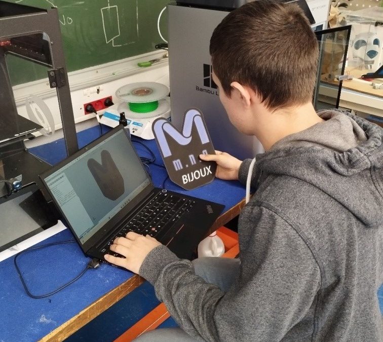 Concours graine de Boîte : Trois élèves de Terminale Bac pro Microtechniques en Finale