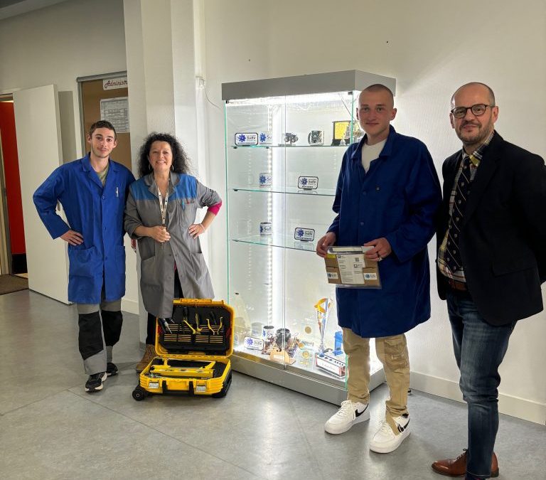 Une vitrine pour le Lycée Sully
